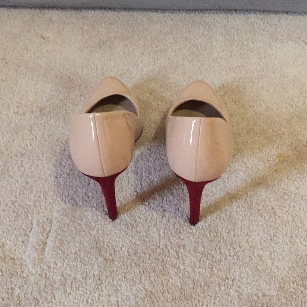 Shoes - Picture 2 of 3